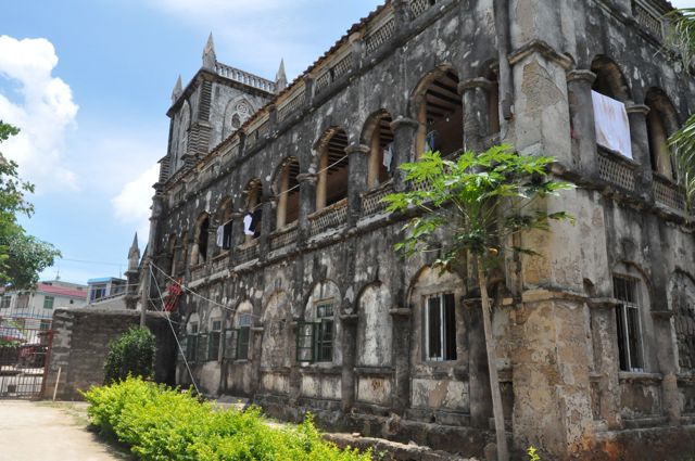 Weizhou, Kirche