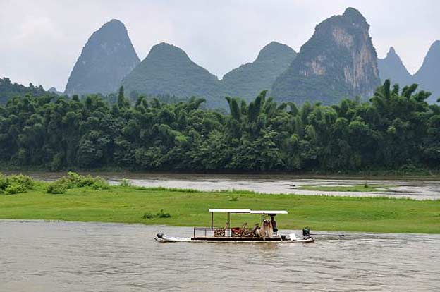 lijiang_boot_touri